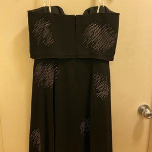 This little Halston dress needs a great home!